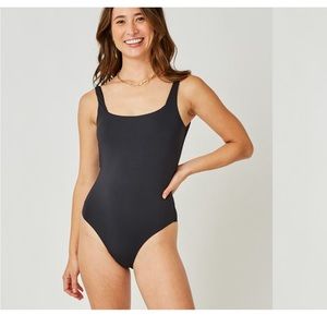 EUC Carve Designs Skye one piece swimsuit. Sz M